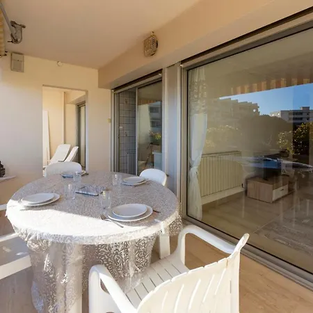 3 Bedroom Of 90m2 With A Spacious Terrasse And A Parking Spot ! Appartement
